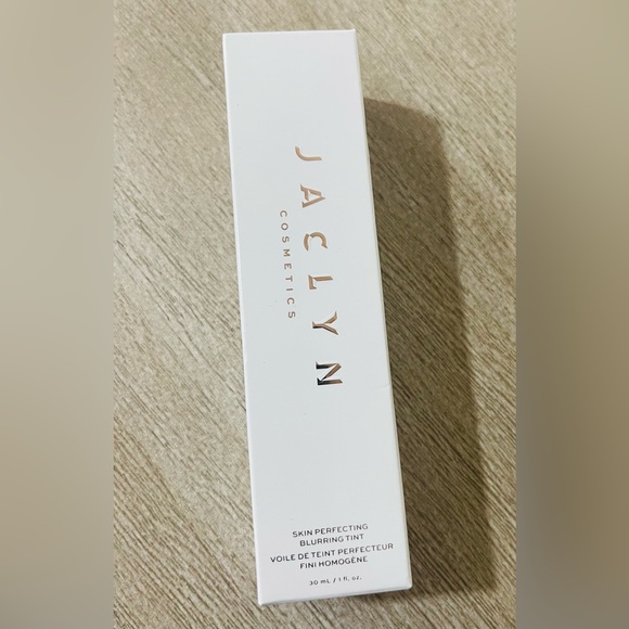 JACLYN Cosmetics Skin Perfecting Blurring Tint in Shade DEEP 1oz 30ml New In Box - Picture 2 of 5